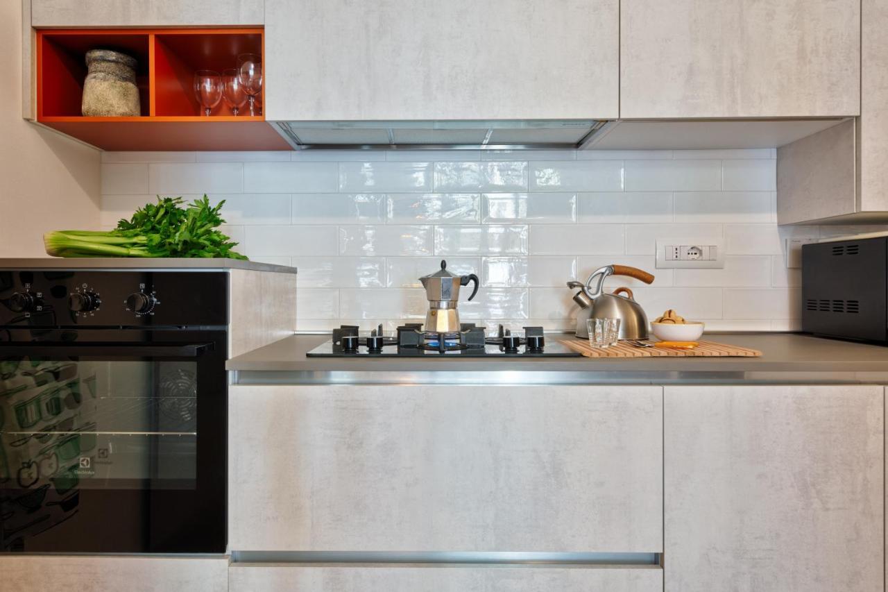 Casa Lena By Apartments To Art Turin Bagian luar foto