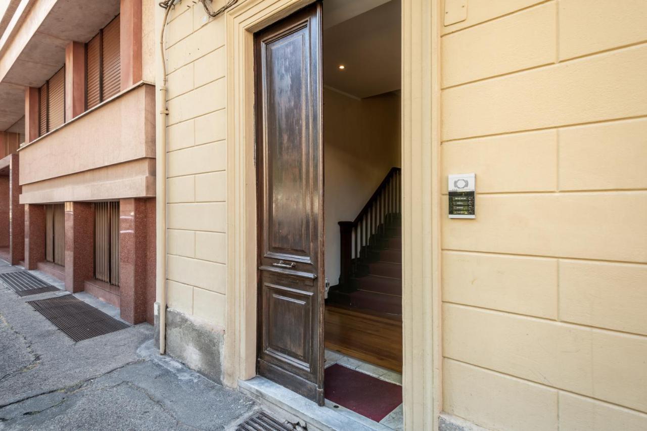 Casa Lena By Apartments To Art Turin Bagian luar foto