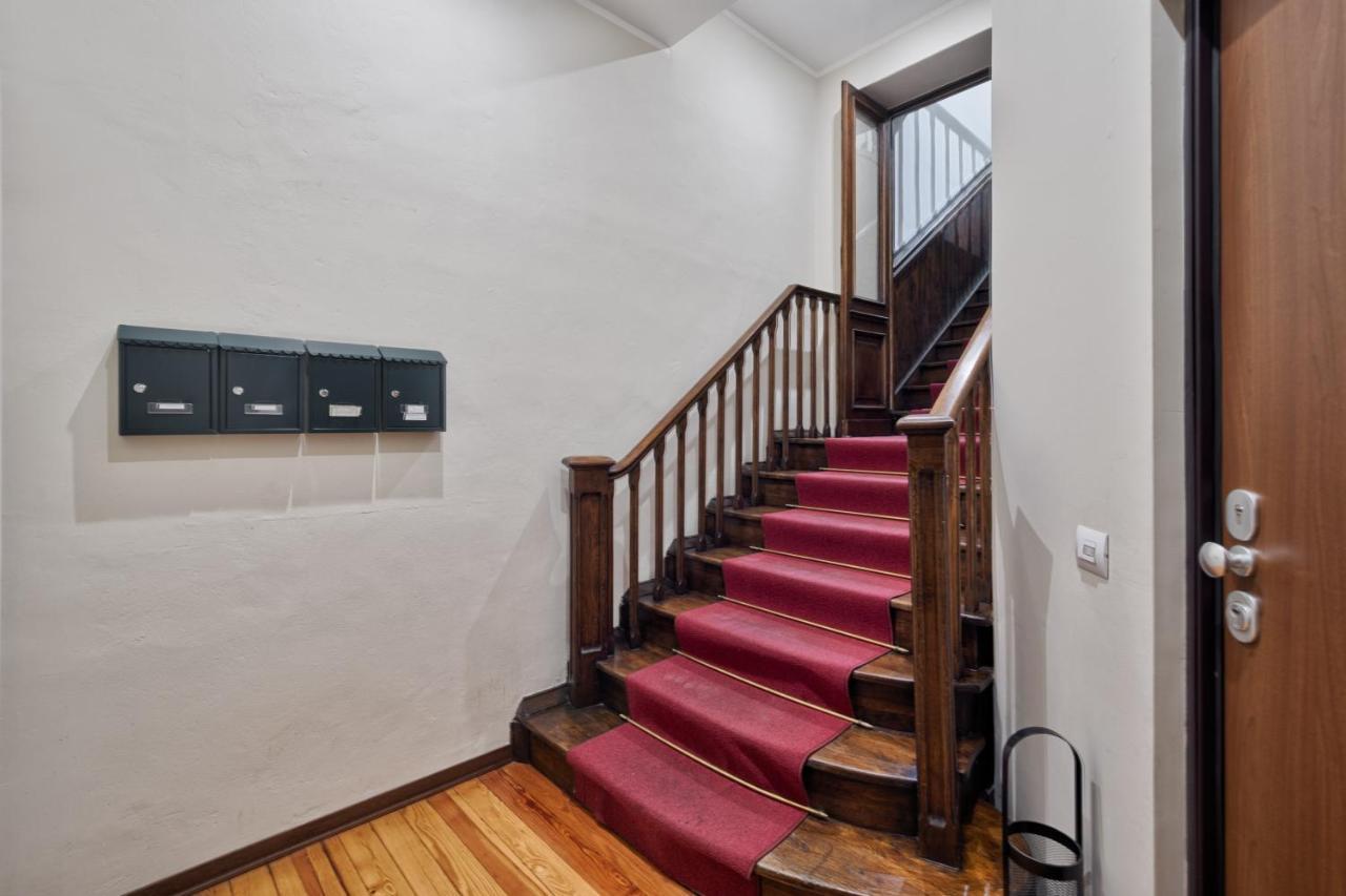 Casa Lena By Apartments To Art Turin Bagian luar foto